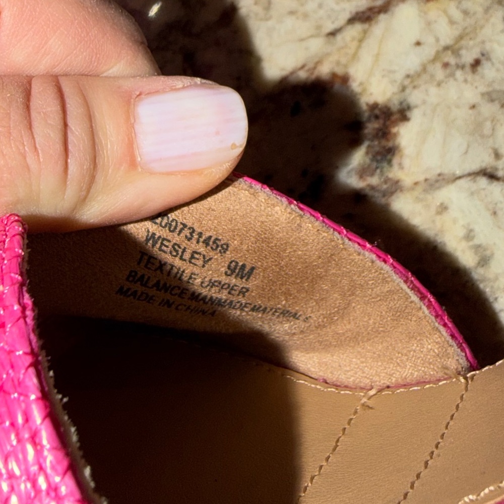 Hot Pink platform wedge Sandals - Picture 6 of 6